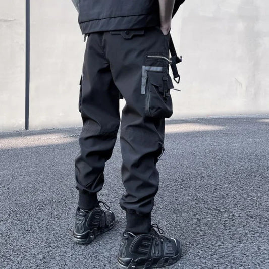 Sicherheit trifft Stil: Schwarze Cargohose-Cargo Hose- 1