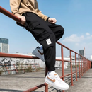 Im Mid-Season-Trend: Herren-Cargohosen