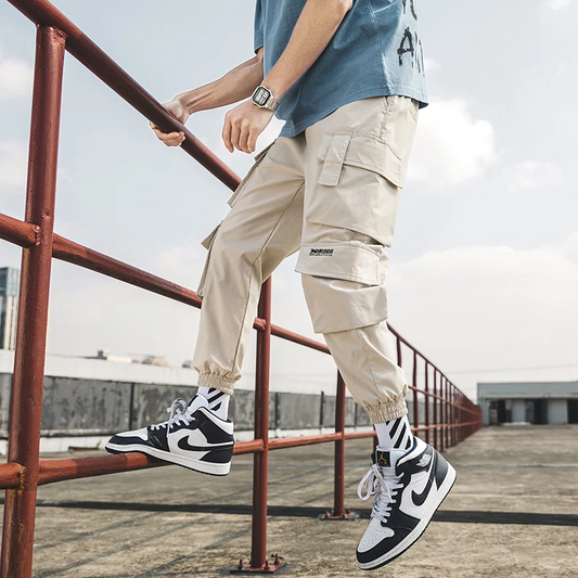 Casual Chic: vielseitige Cargohosen für Herren-Cargo Hose-656