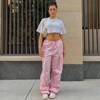 Eleganz in Bewegung: Damen-Cargohosen in Pink, Weiß und Schwarz-Cargo Hose - 