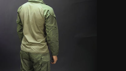 Taktischer Einsatzanzug Herren – Hose & Shirt mit Schützern